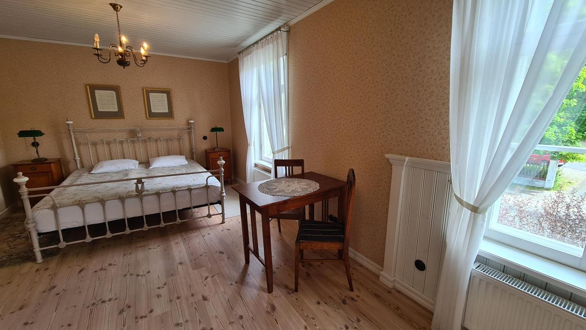 Lahe Guesthouse Haapsalu Zewnętrze zdjęcie